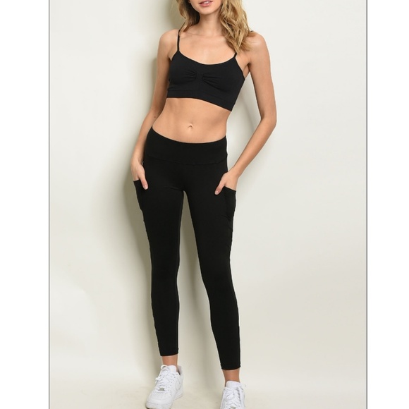 BOGO FREE Black Mesh Active Leggings - Picture 3 of 6